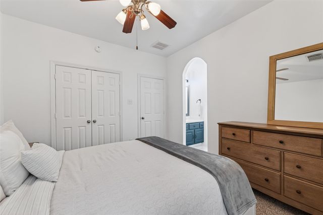 66 S Longsford Circle, The Woodlands, TX 77382