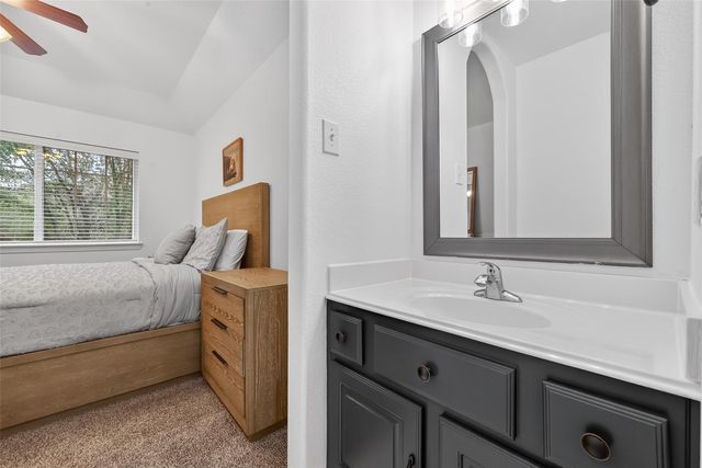 66 S Longsford Circle, The Woodlands, TX 77382