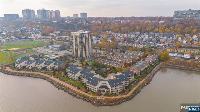 1225 River Road 7D, Edgewater, NJ 07020