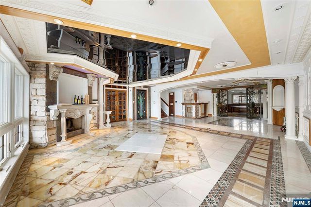 1225 River Road 7D, Edgewater, NJ 07020