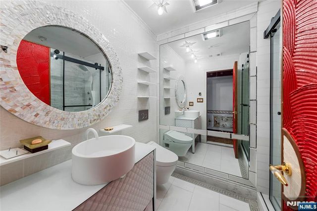 1225 River Road 7D, Edgewater, NJ 07020