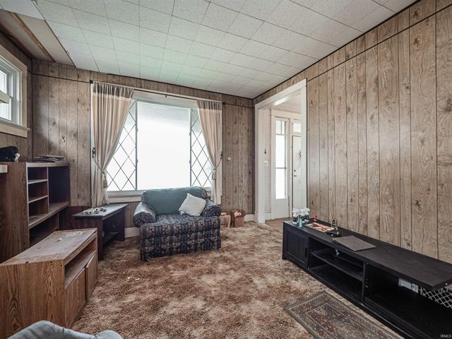 425 Maxwell Avenue, Evansville, IN 47711