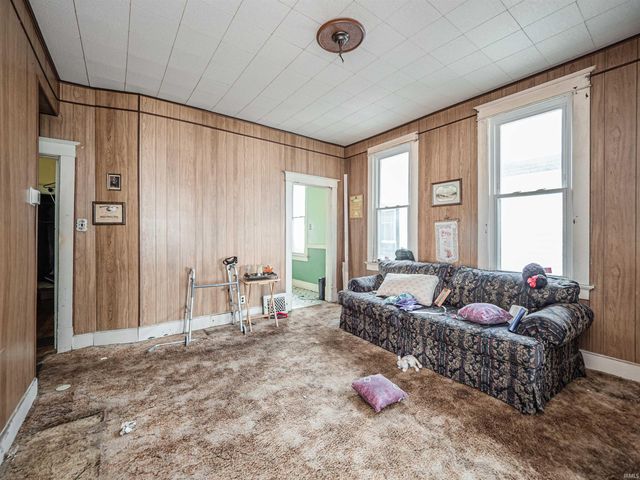 425 Maxwell Avenue, Evansville, IN 47711