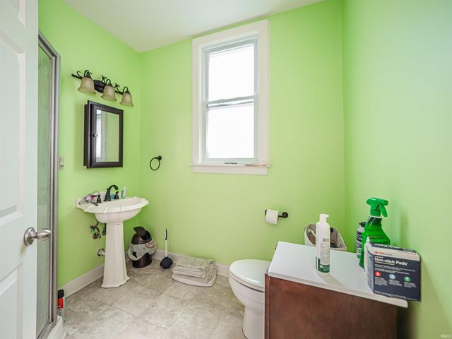 425 Maxwell Avenue, Evansville, IN 47711