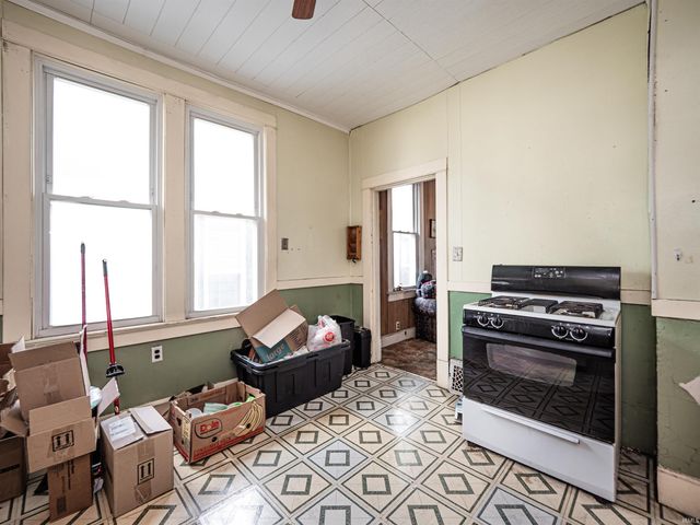 425 Maxwell Avenue, Evansville, IN 47711