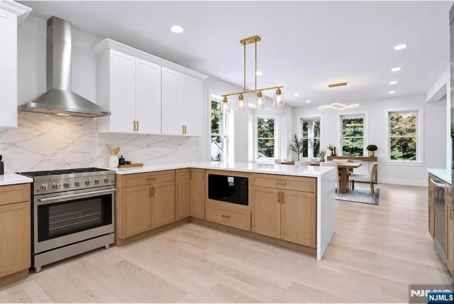 276 Werimus Road, Woodcliff Lake, NJ 07677