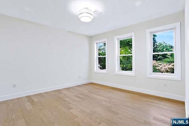 276 Werimus Road, Woodcliff Lake, NJ 07677