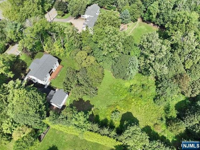 276 Werimus Road, Woodcliff Lake, NJ 07677