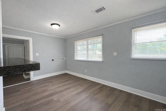 903 Belmont Dr, Pine Bluff, AR 71601