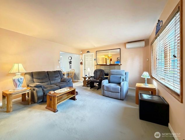 5029 West View Drive, Everett, WA 98203