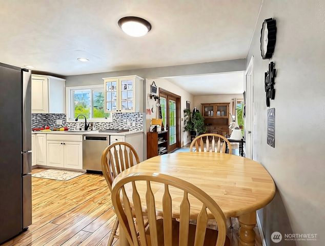5029 West View Drive, Everett, WA 98203