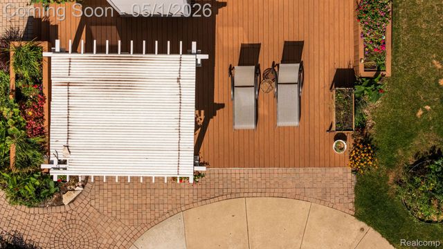 1861 Twin Sun Circle, Commerce Charter Township, MI 48390