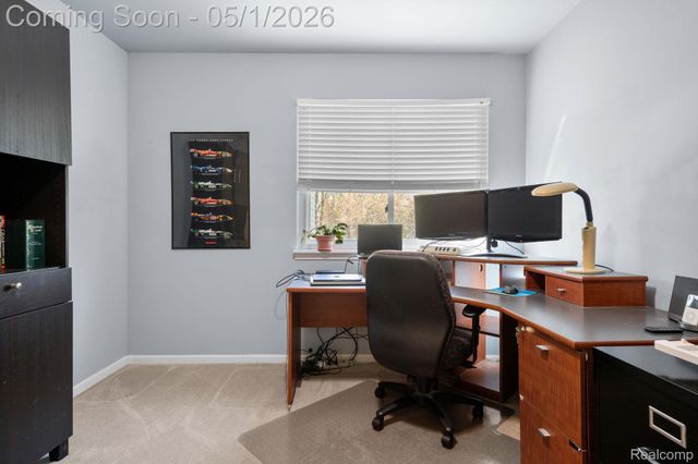 1861 Twin Sun Circle, Commerce Charter Township, MI 48390