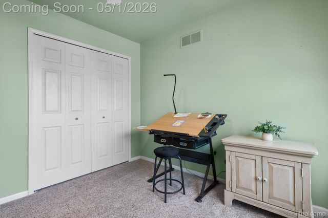 1861 Twin Sun Circle, Commerce Charter Township, MI 48390