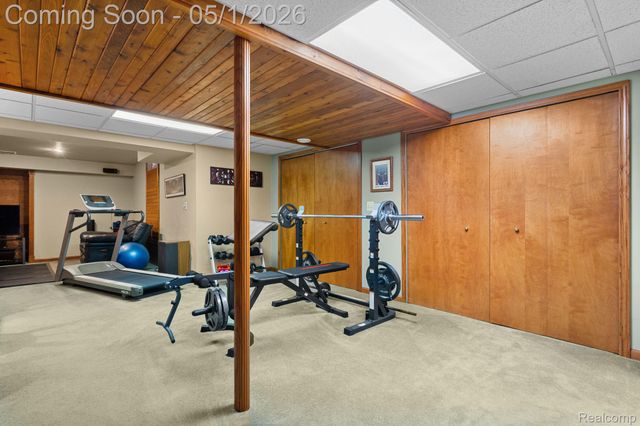 1861 Twin Sun Circle, Commerce Charter Township, MI 48390