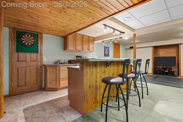 1861 Twin Sun Circle, Commerce Charter Township, MI 48390