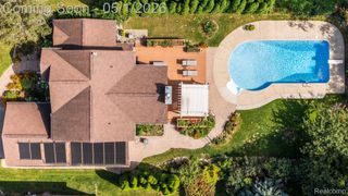 1861 Twin Sun Circle, Commerce Charter Township, MI 48390