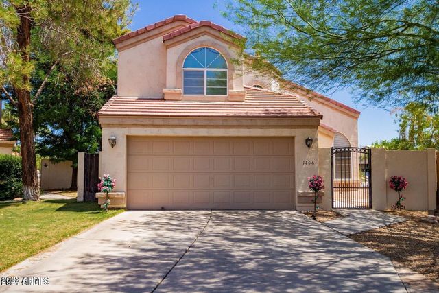 1406 W Lake Mirage Court, Gilbert, AZ 85233