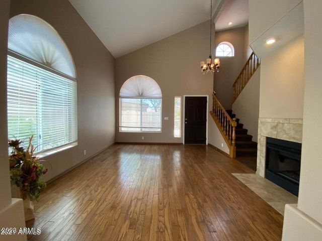 1406 W Lake Mirage Court, Gilbert, AZ 85233