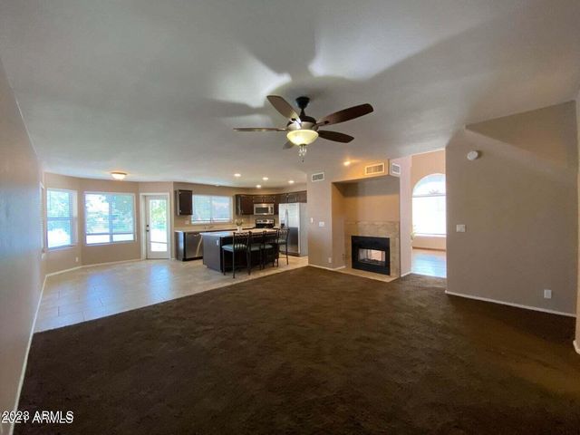 1406 W Lake Mirage Court, Gilbert, AZ 85233
