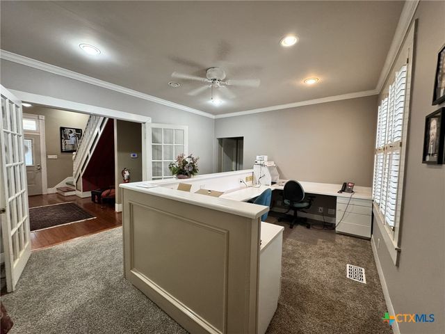 256 W Court Street, Seguin, TX 78155