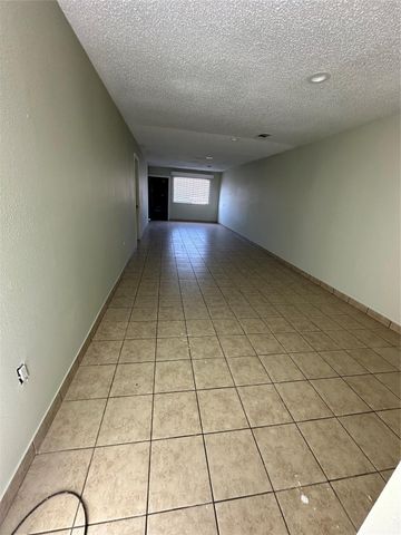 528 Kentucky Street, South Houston, TX 77587