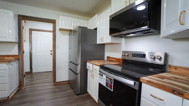 6700 Colquitt Road, Terrell, TX 75160