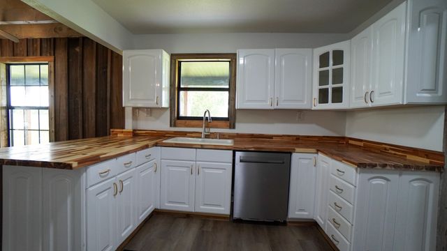 6700 Colquitt Road, Terrell, TX 75160