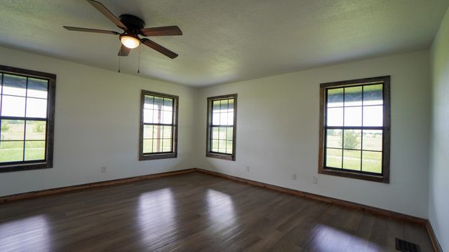 6700 Colquitt Road, Terrell, TX 75160