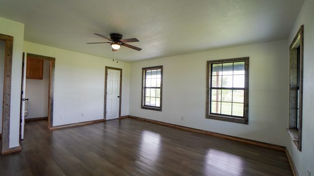 6700 Colquitt Road, Terrell, TX 75160