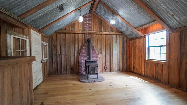 6700 Colquitt Road, Terrell, TX 75160