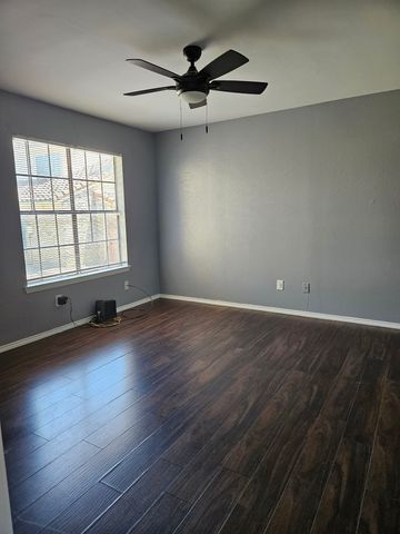 4260 Madera Road 2, Irving, TX 75038