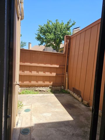 4260 Madera Road 2, Irving, TX 75038