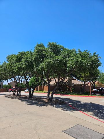 4260 Madera Road 2, Irving, TX 75038