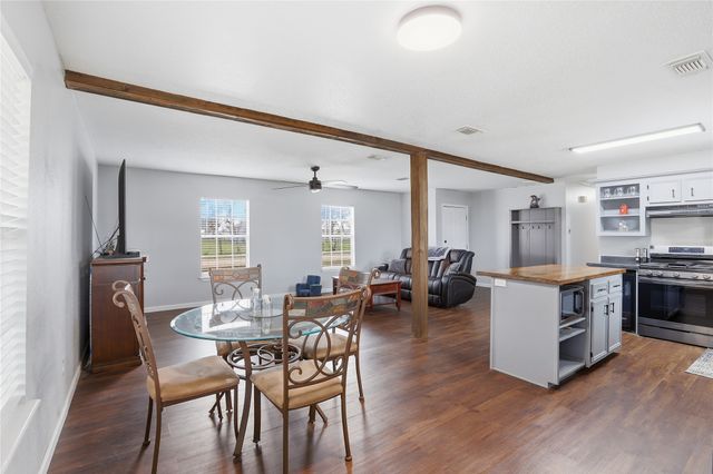 265 N Trinity Avenue, Emhouse, TX 75110