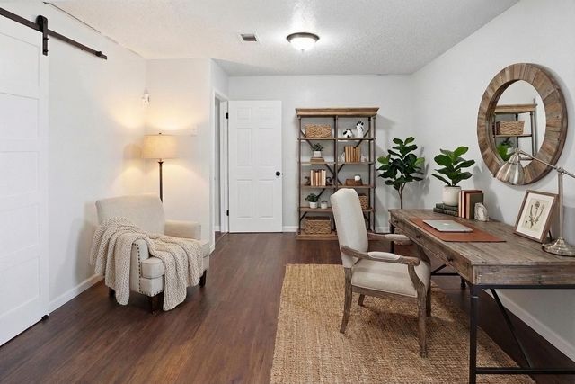 265 N Trinity Avenue, Emhouse, TX 75110