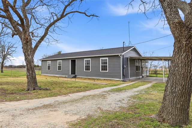 265 N Trinity Avenue, Emhouse, TX 75110
