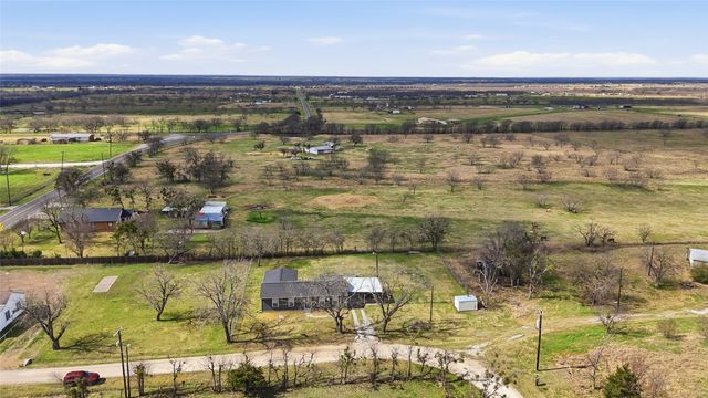 265 N Trinity Avenue, Emhouse, TX 75110