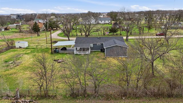 265 N Trinity Avenue, Emhouse, TX 75110