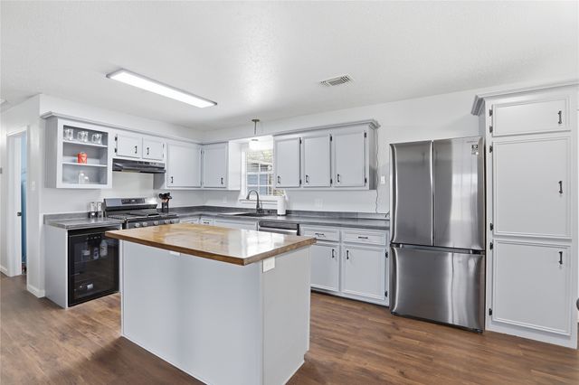 265 N Trinity Avenue, Emhouse, TX 75110