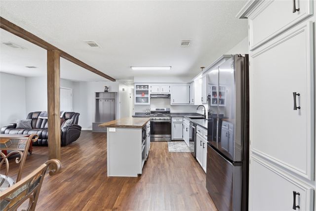 265 N Trinity Avenue, Emhouse, TX 75110