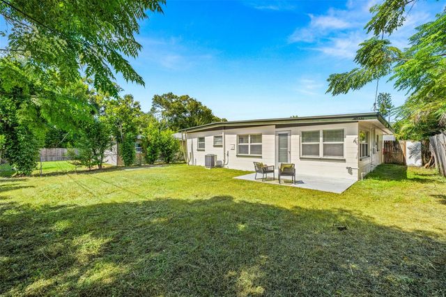 5442 45TH AVENUE N, St Petersburg, FL 33709