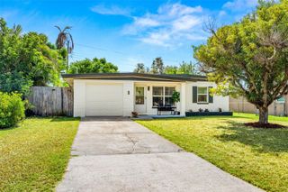 5442 45TH AVENUE N, St Petersburg, FL 33709