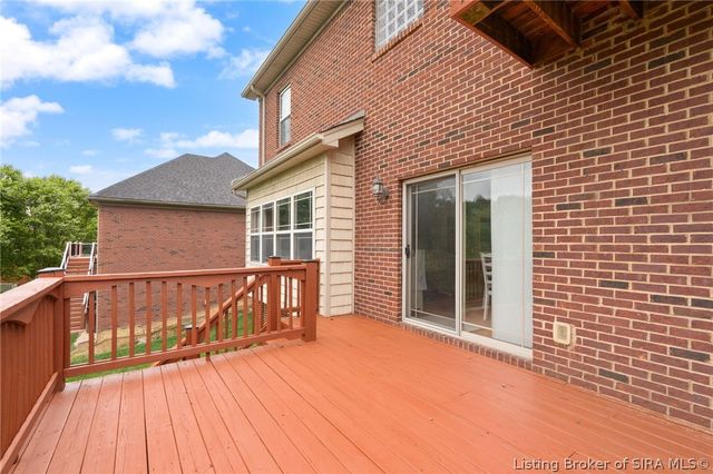 5004 Luke Lane, Sellersburg, IN 47172