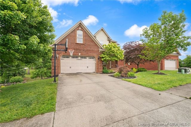 5004 Luke Lane, Sellersburg, IN 47172