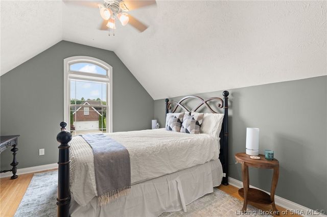 5004 Luke Lane, Sellersburg, IN 47172