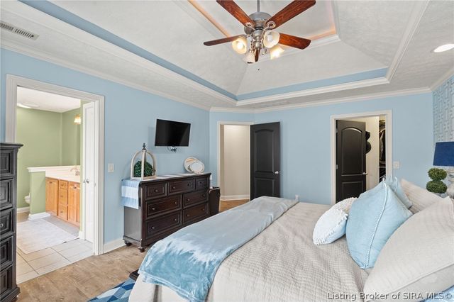 5004 Luke Lane, Sellersburg, IN 47172