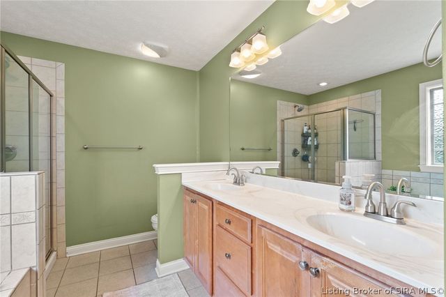 5004 Luke Lane, Sellersburg, IN 47172