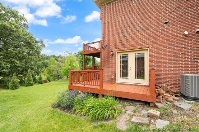 5004 Luke Lane, Sellersburg, IN 47172