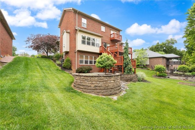 5004 Luke Lane, Sellersburg, IN 47172